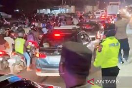 Pemilir ke Jakarta menyemut di Pantura hingga arteri Karawang