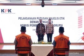 Dua pengendali pungli Rutan KPK sampaikan permintaan maaf