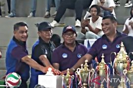 Unpatti gelar  kejuaraan voli terbuka Piala Rektor