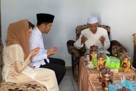 Emil Dardak dan Arumi Bachsin meriahkan Lebaran Ketupat di Trenggalek