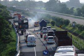Bus terbakar di tol Jombang