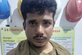 Pemuda di Pekanbaru ini nekad tantang polisi untuk menangkapnya