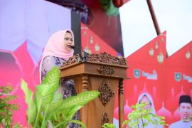 Kasmarni deklarasikan maju kembali