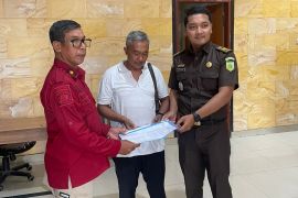 Berkas perkara korupsi LPD Gulingan dilimpahkan ke Kejari Badung