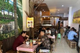 Dirjen IKMA siap memfasilitasi UMKM mi sagu cempaka Ambon