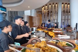 Ampera Business Lunch jelajahi kuliner nusantara di Four Point Manado