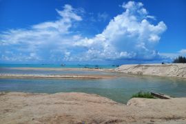 Nelayan Sungailiat berharap pengerukan muara segera terealisasi