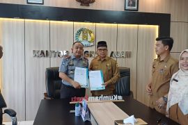 Imigrasi Agam-Tanah Datar kerja sama layanan paspor di Pagaruyung