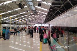 KAI Bandung nyatakan perjalanan KA periode mudik dan milir berjalan lancar