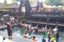 Gubernur Bali petakan tempat untuk "melukat" delegasi WWF Ke-10