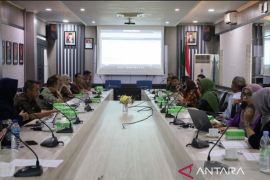 Disbun Kaltim susun indikator penilaian perkebunan daerah