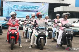 PLN Icon Plus uji coba kendaraan listrik Jakarta-Mandalika, NTB