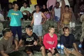 Kapolres: Seorang warga hilang saat evakuasi kapal karam di Sarmi