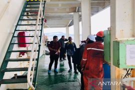 Imigrasi Batulicin awasi 40 WNA asal Filipina dan China