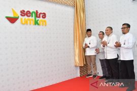 BRK Syariah buka sentra UMKM di kantor Arifin Ahmad
