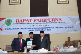Bupati Tapanuli Selatan sampaikan LKPJ 2023