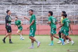 Liga 1: Munster rotasi pemain Persebaya saat jamu Bali United