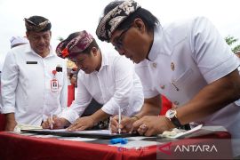 Bupati Badung dan Bangli mulai bangun pusat olahraga