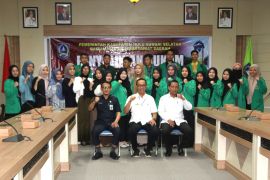 Lulusan STAI Darul Ulum berkesempatan masuk ke pemerintahan