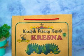 Keripik Kresna UMKM binaan BRI gunakan QRIS permudah transaksi