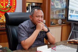 Jampidsus Kejagung periksa mantan Kadis ESDM Babel, inspektur tambang dan CPI PT Timah