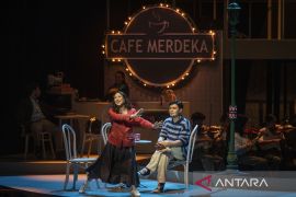 Konser Musikal Memeluk Mimpi-mimpi kolaborasi SMKN 2 Kasihan Yogyakarta dengan seniman, musisi dan aktor tanah air