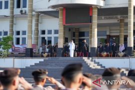 Pj Wako Pangkalpinang pimpin upacara peringatan Hari Otonomi Daerah ke-28