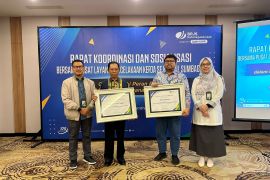 RSUDZA terima penghargaan dari BPJAMSOSTEK