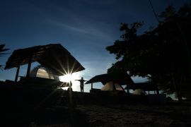 Wisata Pulau Padamarang dan Pantai Shaka di Kolaka Page 3 Small