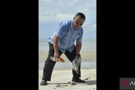 Wabup Belitung Timur: ASN wajib peduli sampah plastik