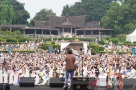 Pertunjukan musik "Sunset di Kebun" tingkatkan pengunjung Kebun Raya Bogor