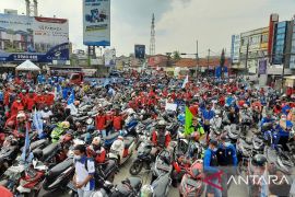 Bakti sosial hingga pasar murah jadi bagian peringatan May Day