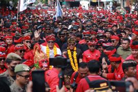 Pemkab Badung-Bali hibahkan dana Rp232 miliar ke Pemkab Tabanan