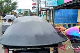 Warga di wilayah terdampak vulkanik diimbau tetap gunakan masker