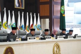 DPRD Jabar bentuk 4 pansus untuk bahas lima raperda