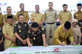 Kejati- Pemprov bersinergi jaga dana desa di Sumbar