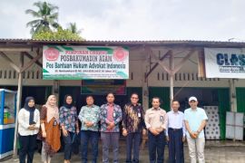 Tim Verifikasi-Akreditasi Kanwil Kemenkumham Sumbar minta calon pemberi Bantuan Hukum Lengkapi Sarana dan Prasarana bagi Klien