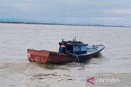 Pemkab Aceh Barat permudah pengurusan perizinan kapal motor nelayan