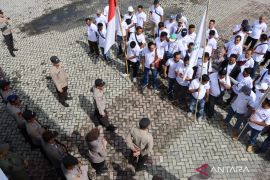 Aksi buruh Mukomuko sampaikan empat tuntutan ke DPRD