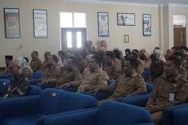 Kayong Utara luncurkan transaksi non tunai untuk APBDes