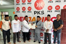 Begini pesan PKS kepada Dolly saat kembalikan formulir pendaftaran