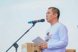 Bupati Karawang ajak kaum buruh asah keterampilan dan kemampuan