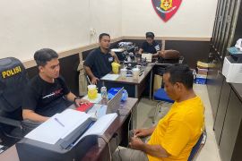 Polsek Bandara Batam gagalkan pengiriman tiga calon PMI ilegal