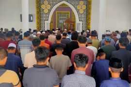 Shalat Jumat perdana di Masjid Al Hidayah Pekanbaru