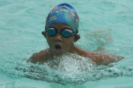 Atlet renang junior menjalani debut dalam Kejuaraan Dunia di Rumania
