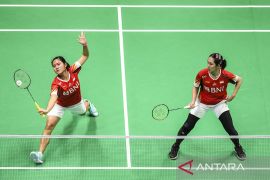 Piala Thomas dan Uber - Perombakan ganda putri warnai babak final Indonesia vs China
