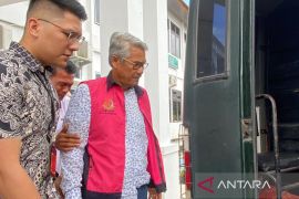 Kejaksaan tahan mantan Bupati Kuansing terkait kasus korupsi