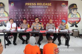 Polresta Sorong tangkap dua pelaku pembunuhan mahasiswa Unamin