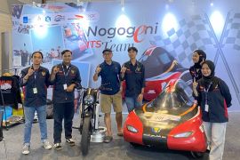 Tim Nogogeni ITS tampil di Periklindo Electric Vehicle Show 2024