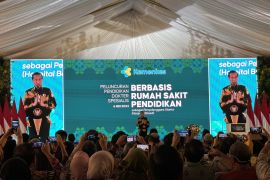 Jokowi: Pemenuhan dokter spesialis dukung bonus demografi RI